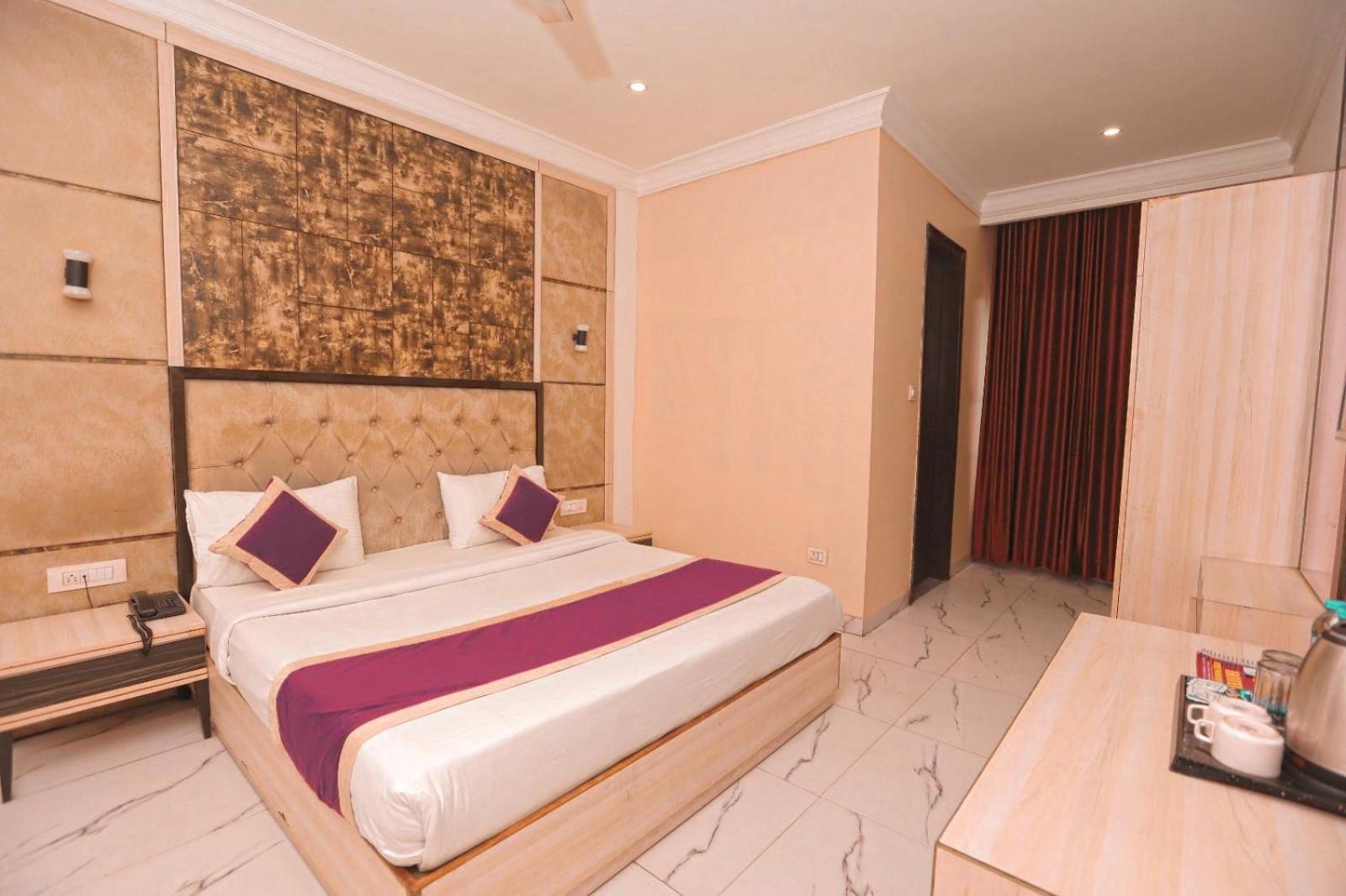 Hotel Almora Inn - Near By Delhi International Airport - With Free Airport Pickup And Drop New Delhi Eksteriør bilde