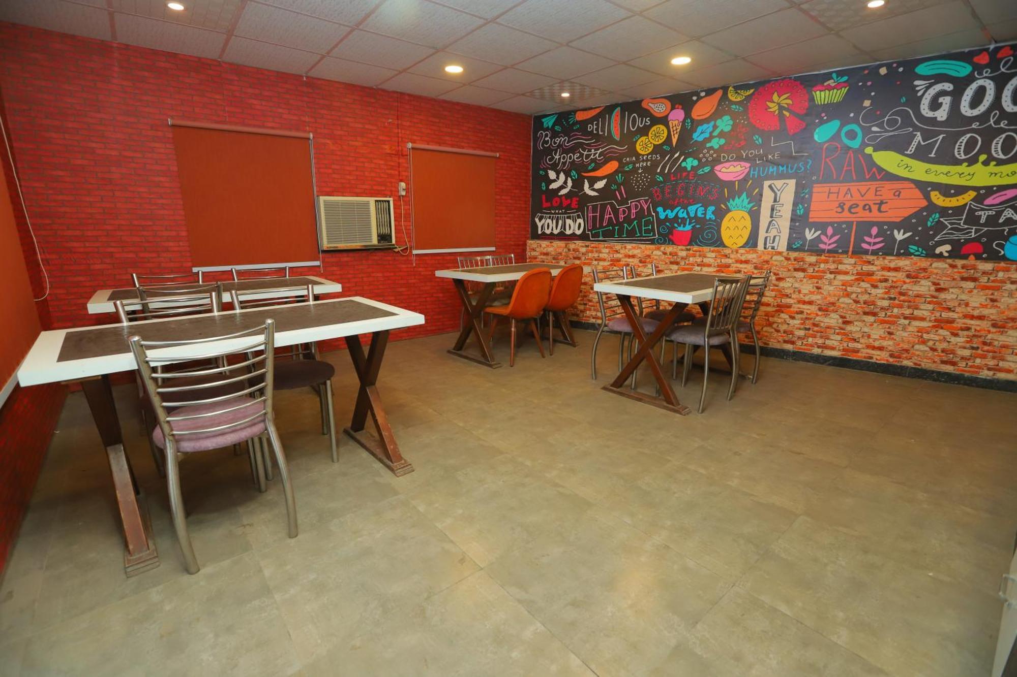 Hotel Almora Inn - Near By Delhi International Airport - With Free Airport Pickup And Drop New Delhi Eksteriør bilde