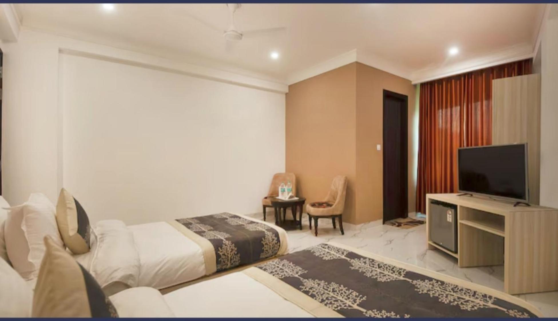 Hotel Almora Inn - Near By Delhi International Airport - With Free Airport Pickup And Drop New Delhi Eksteriør bilde