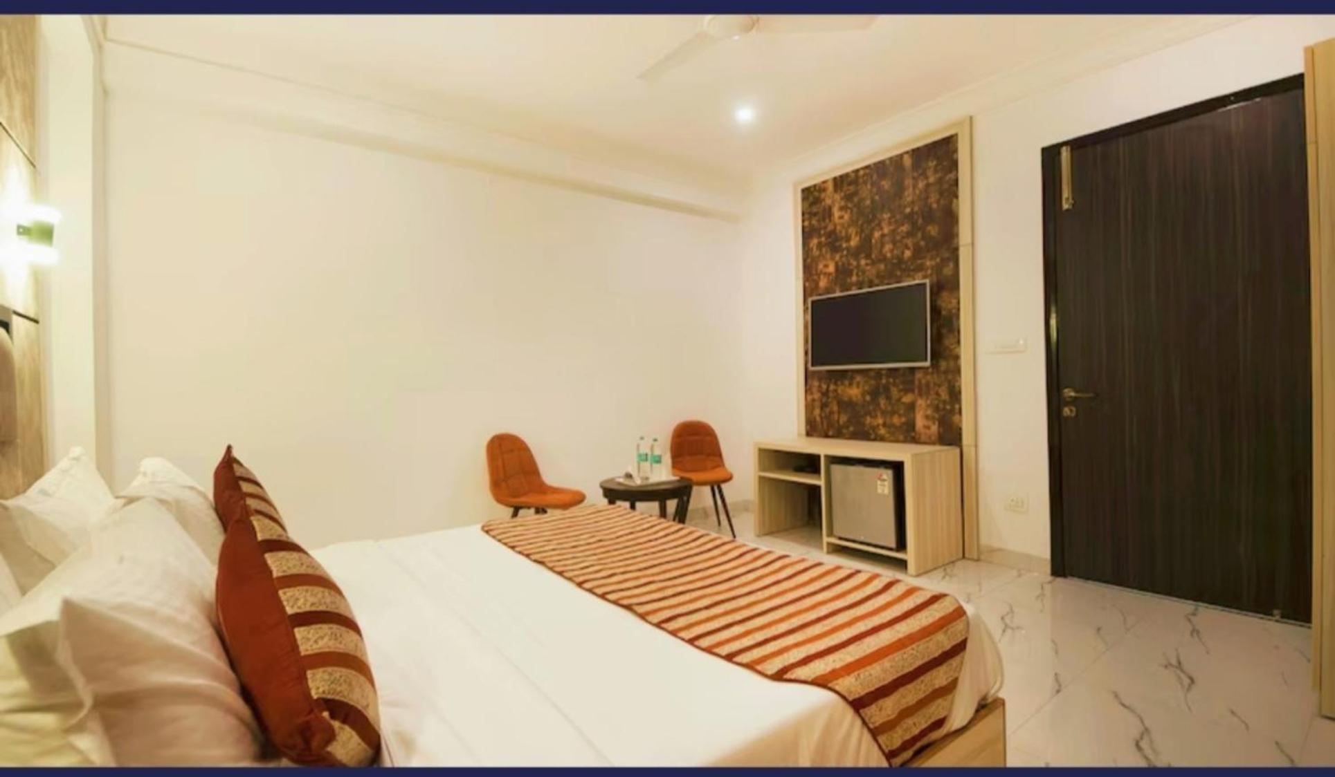Hotel Almora Inn - Near By Delhi International Airport - With Free Airport Pickup And Drop New Delhi Eksteriør bilde