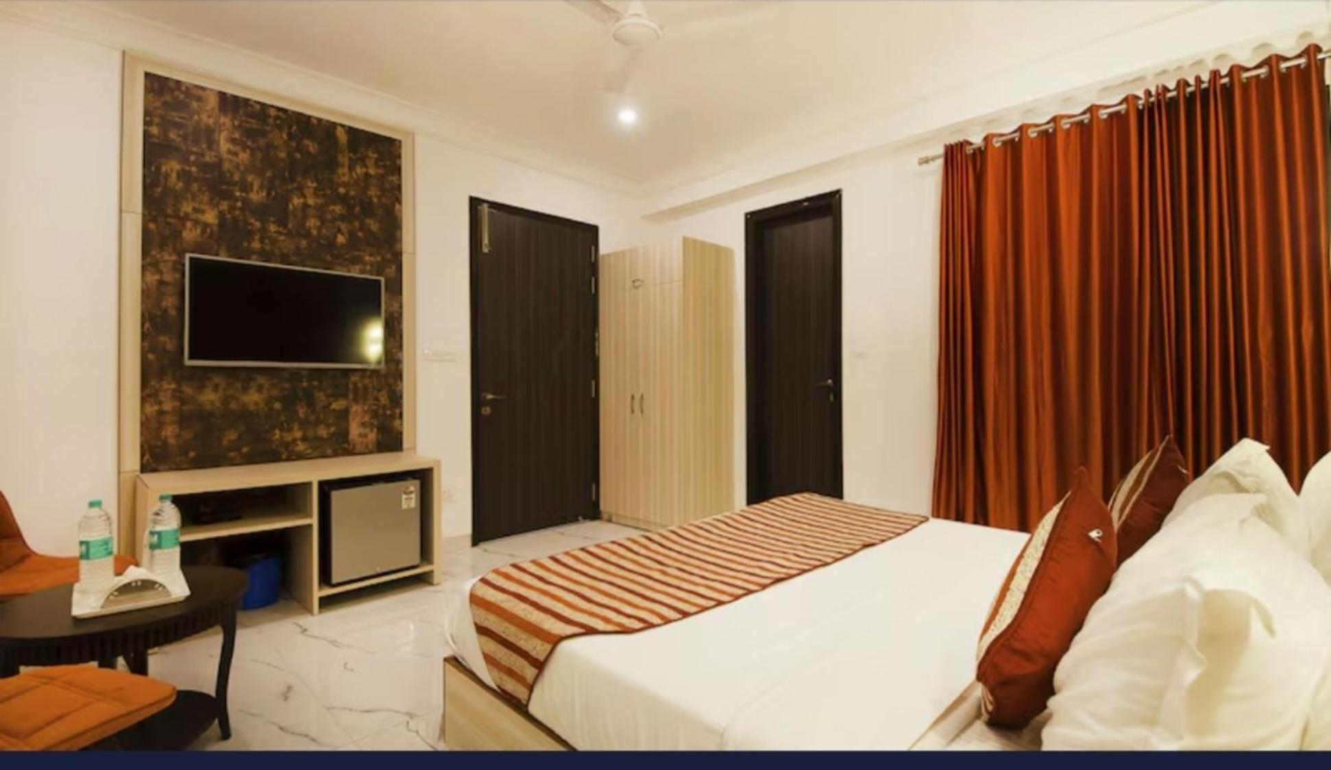 Hotel Almora Inn - Near By Delhi International Airport - With Free Airport Pickup And Drop New Delhi Eksteriør bilde