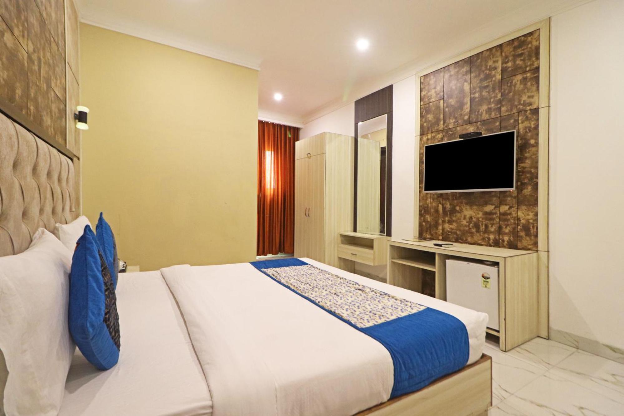 Hotel Almora Inn - Near By Delhi International Airport - With Free Airport Pickup And Drop New Delhi Eksteriør bilde