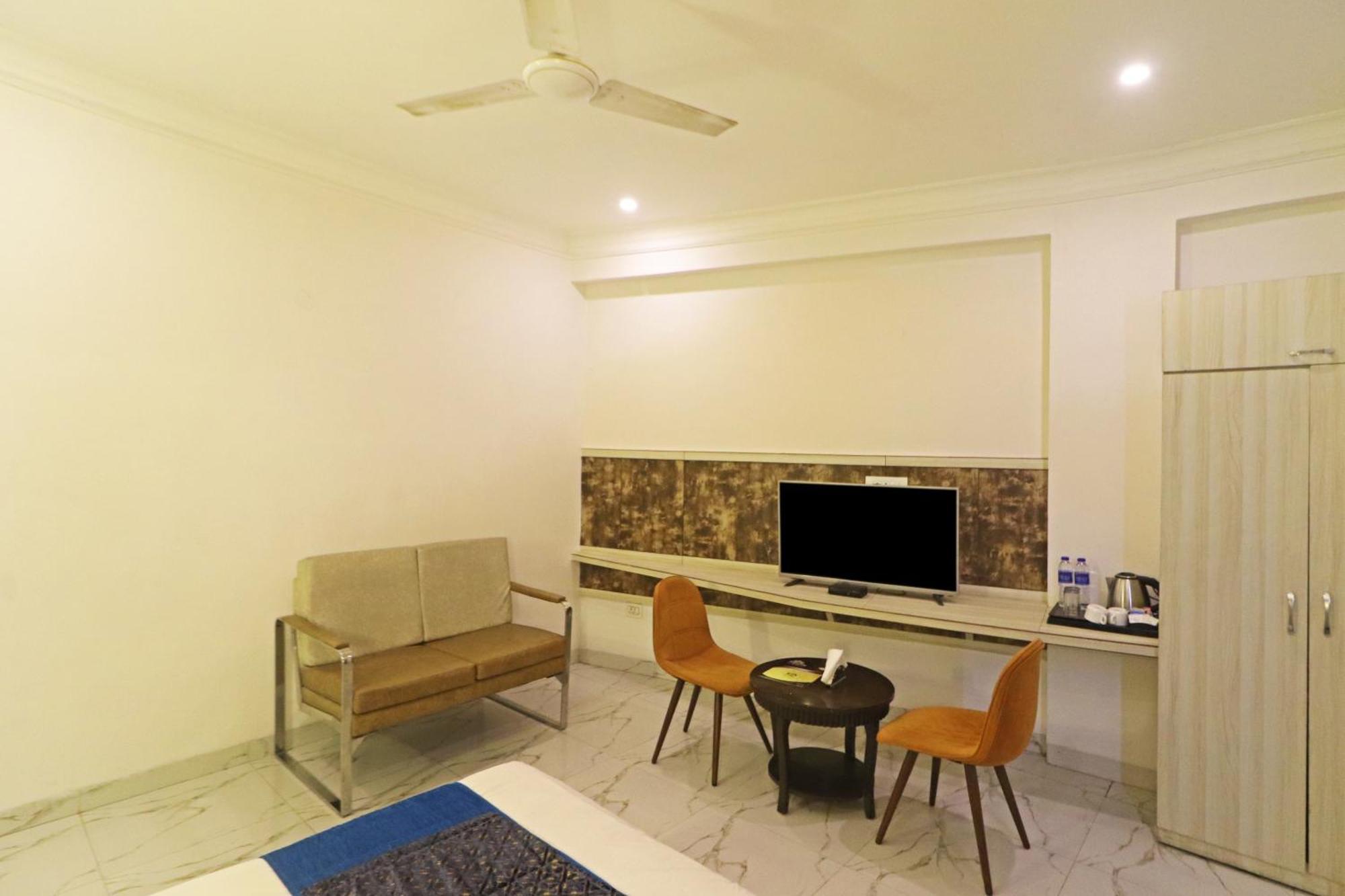 Hotel Almora Inn - Near By Delhi International Airport - With Free Airport Pickup And Drop New Delhi Eksteriør bilde