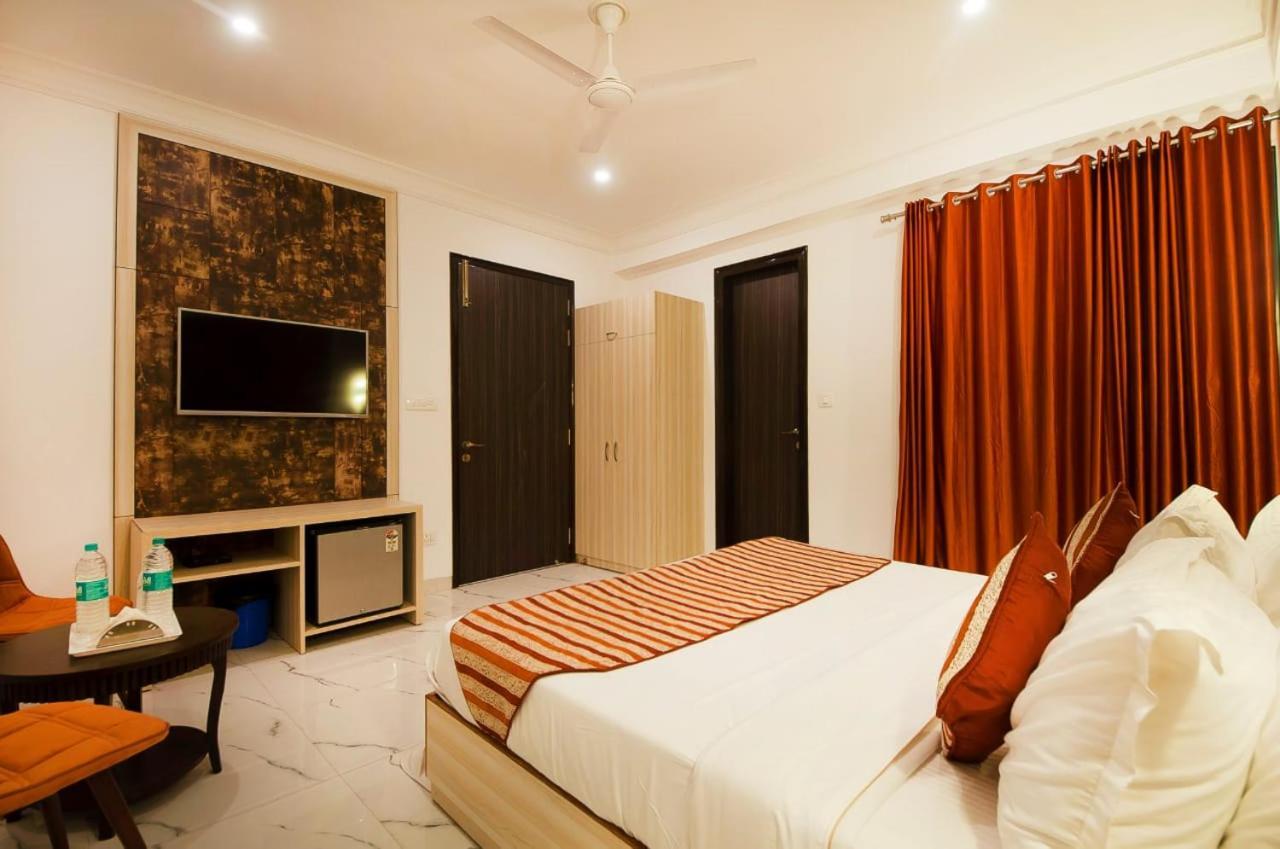 Hotel Almora Inn - Near By Delhi International Airport - With Free Airport Pickup And Drop New Delhi Eksteriør bilde