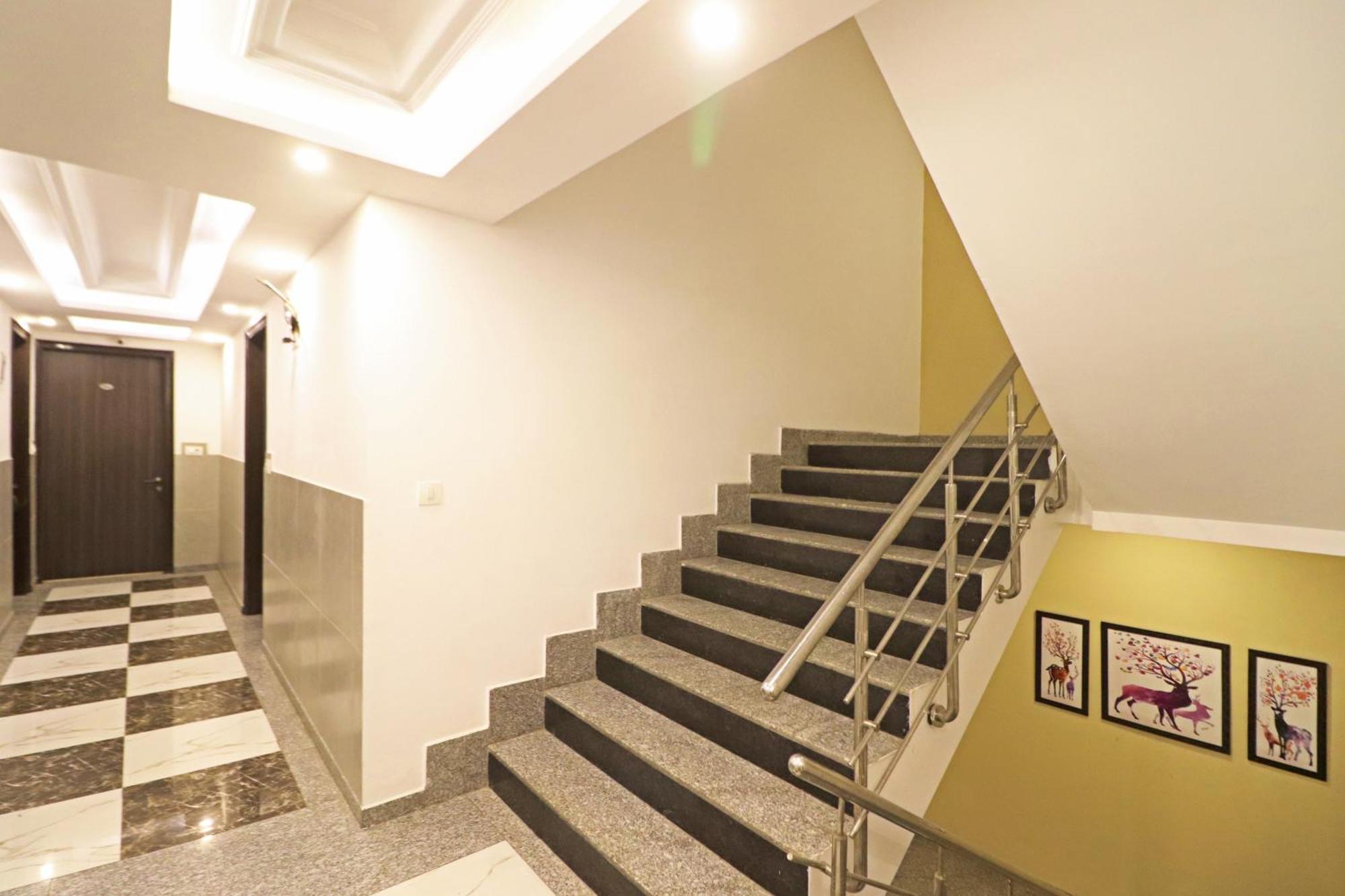Hotel Almora Inn - Near By Delhi International Airport - With Free Airport Pickup And Drop New Delhi Eksteriør bilde